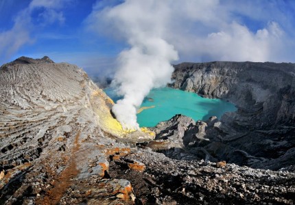 From Surabaya or Malang : Mount Ijen Blue Fire Tour