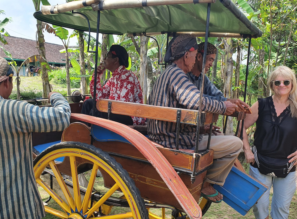 Borobudur Candirejo Horse Carriage Village Tours