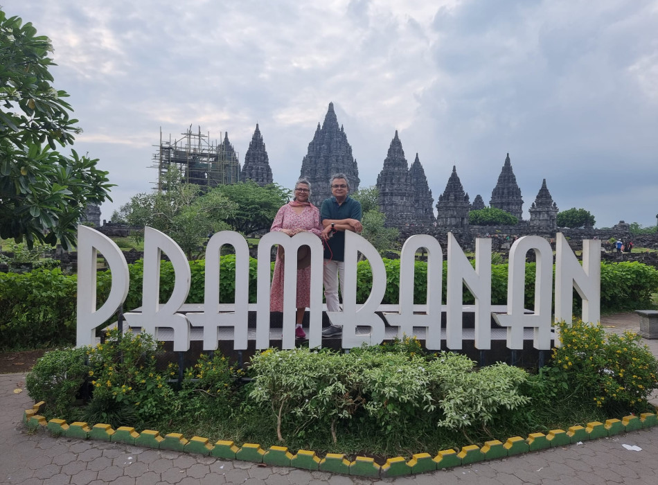 From Semarang Port : Prambanan Temple Private Tours