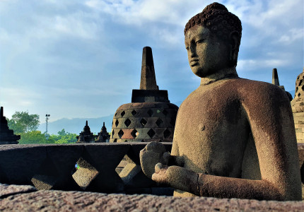 2 Day Tours : Pick up YIA Borobudur & Prambanan Trip stay at Yogyakarta