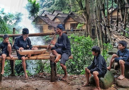 From Jakarta: Baduy Tribe Full Day Trip with Lunch