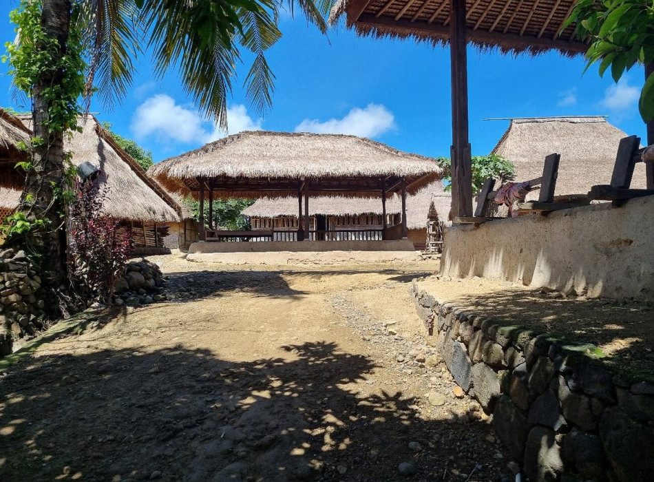 Shore Excursion from Lembar Port Lombok
