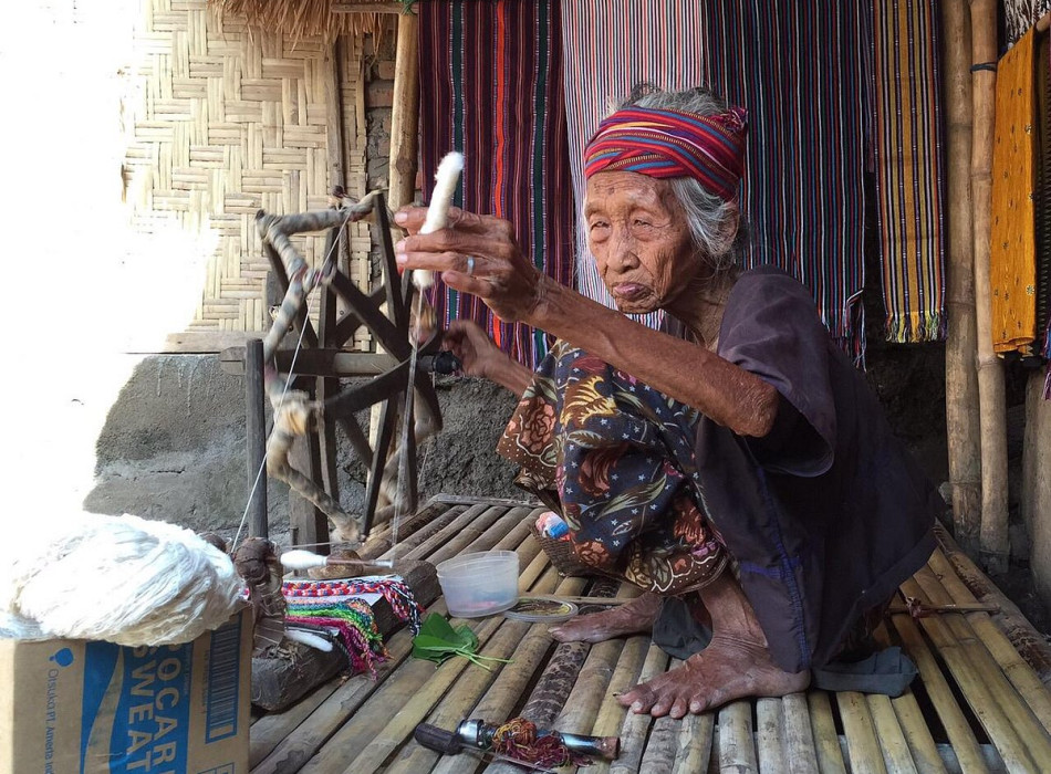 Sasak Tribe and Beach Tours from Lembar Port Lombok