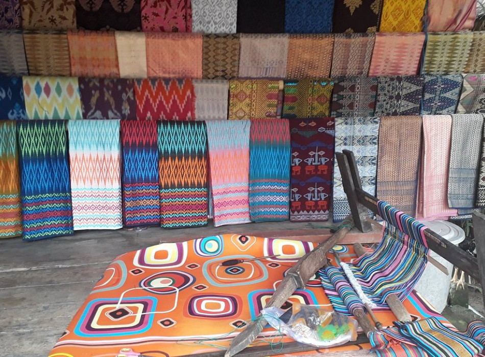 Sasak Tribe and Beach Tours from Lembar Port Lombok