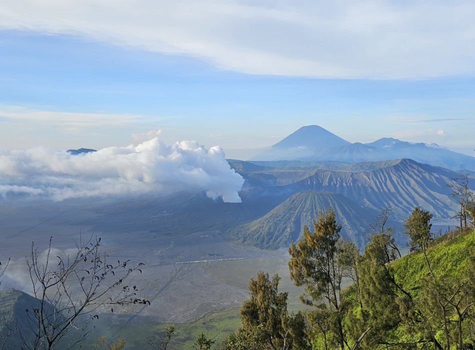 Yogyakarta Bromo Ijen Drop Bali 3D2N