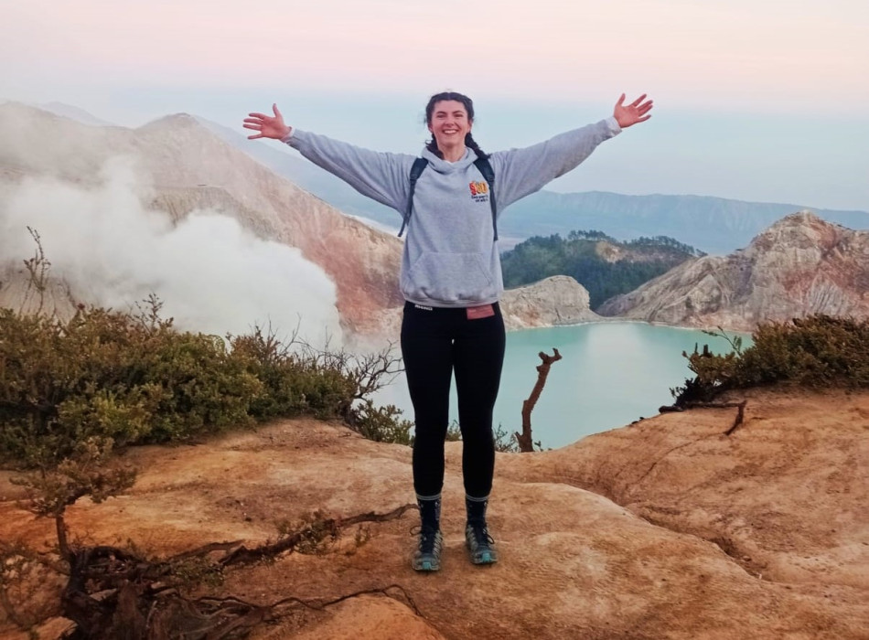 Yogyakarta Bromo Ijen Drop Bali 3D2N
