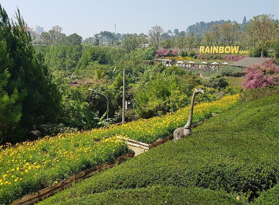 4D3N Jakarta Bandung Tour Package