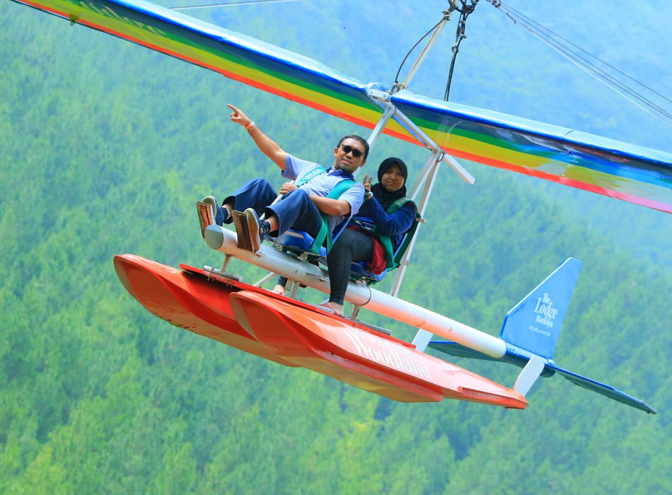 4D3N Jakarta Bandung Tour Package