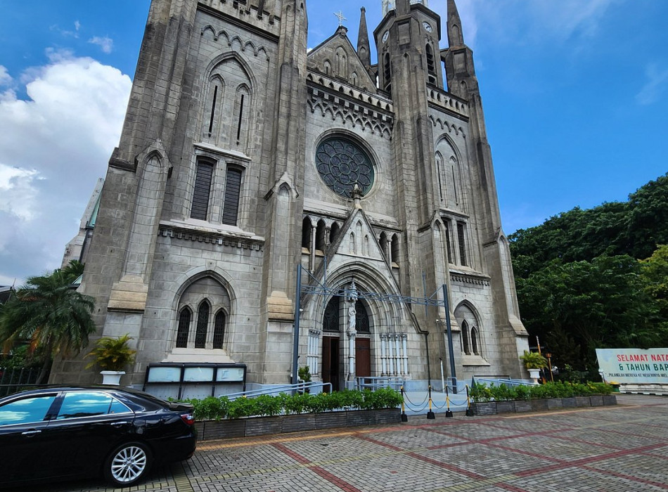 Jakarta : 3 Days 2 Nights Tour Package