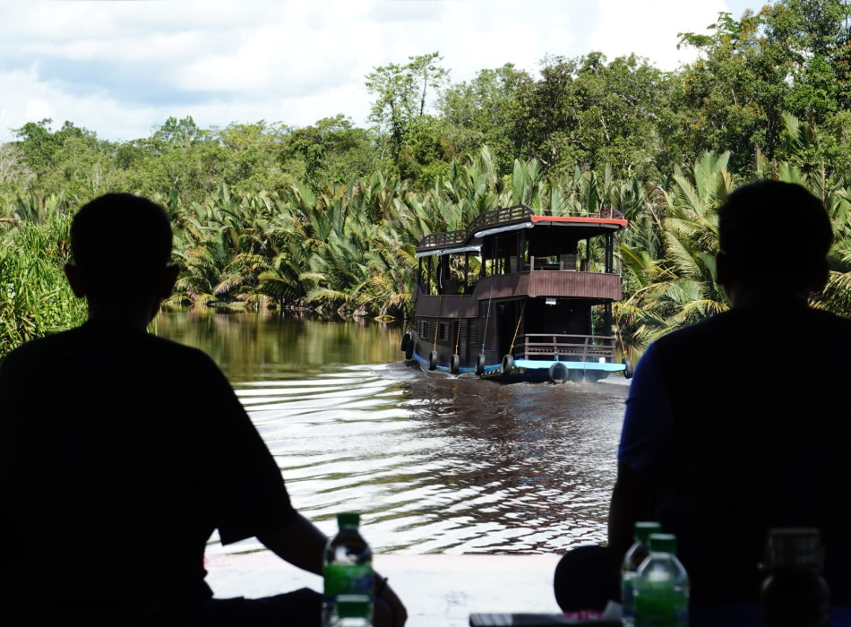 Group Tour ( Sharing Tour ) Orangutan Tanjung Puting National Park 3D2N