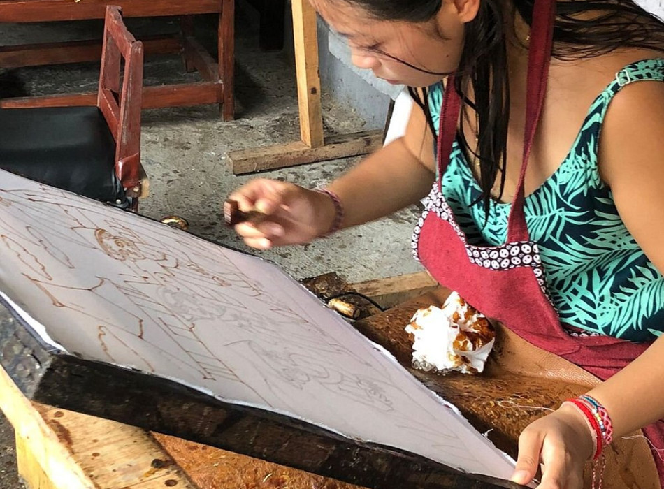 4 Hours Batik Workshop in Yogyakarta with Return Hotel's transfers