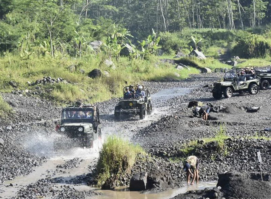 Merapi Jeep Long Trip