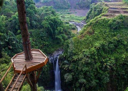 Kedung Kayang Waterfall and Borobudur Temple Tours
