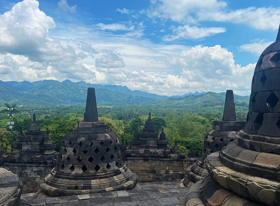 Merapi Jeep Sunrise Kedung Kayang Borobudur