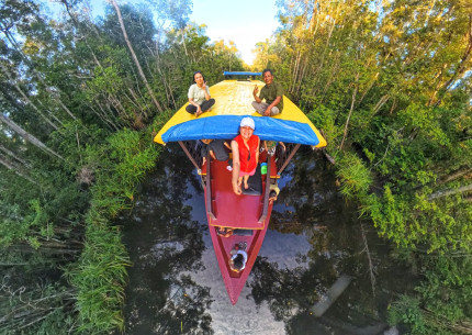 Orangutan Tour in Tanjung Puting National Park 2D1N