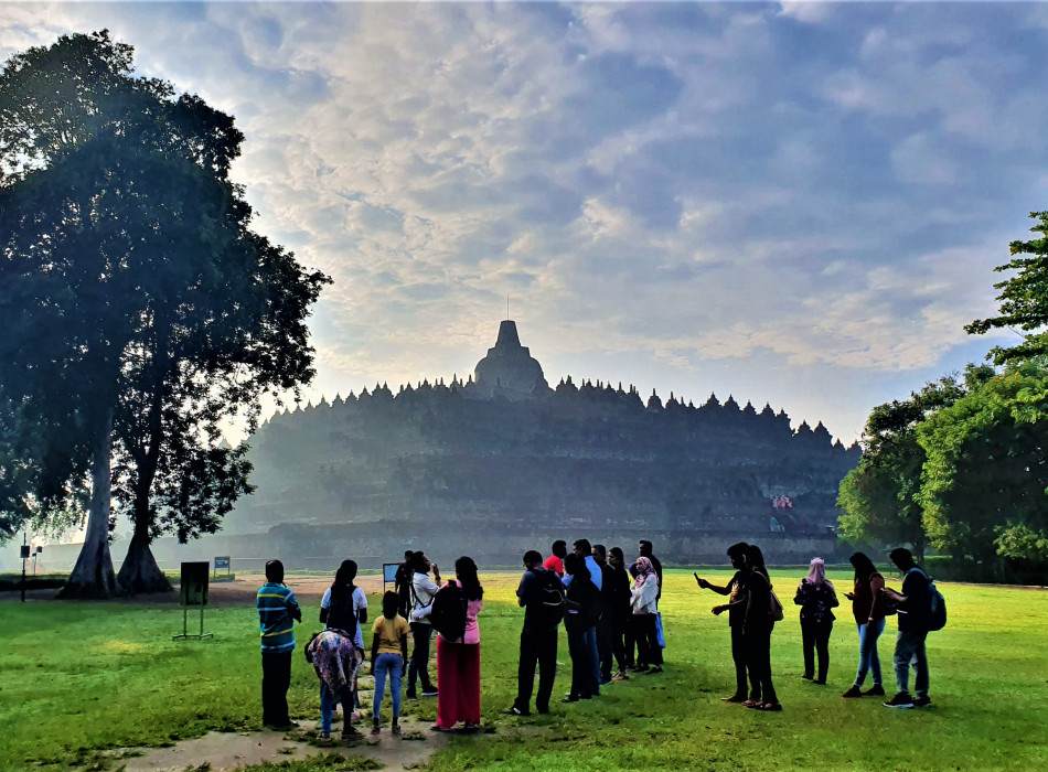 Sunrise at Borobudur Merapi Jeep Prambanan