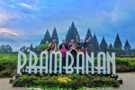 Sunrise at Borobudur Merapi Jeep Prambanan