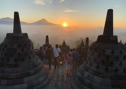 Sunrise at Borobudur Merapi Jeep Prambanan