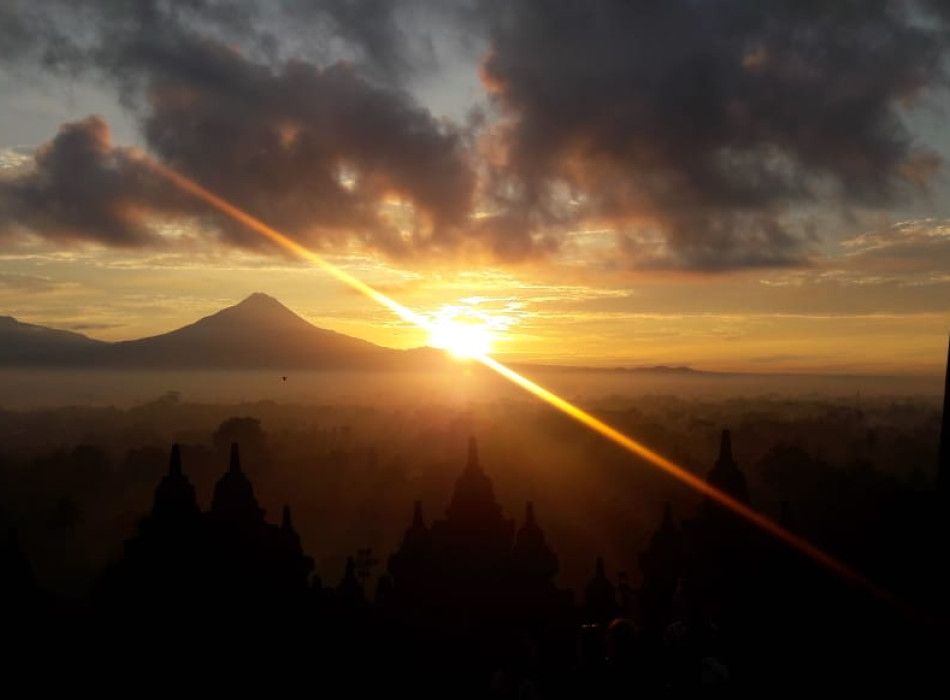 Sunrise at Borobudur go up to the Temple & Merapi Jeep Tours