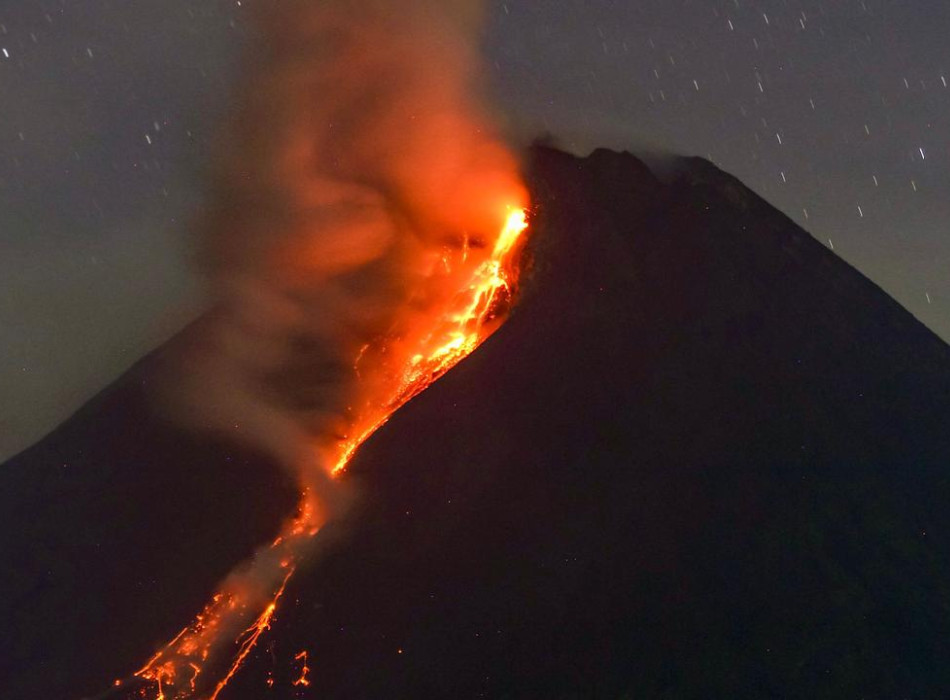 Mount Merapi Night Lava Flow from Srumbung Village