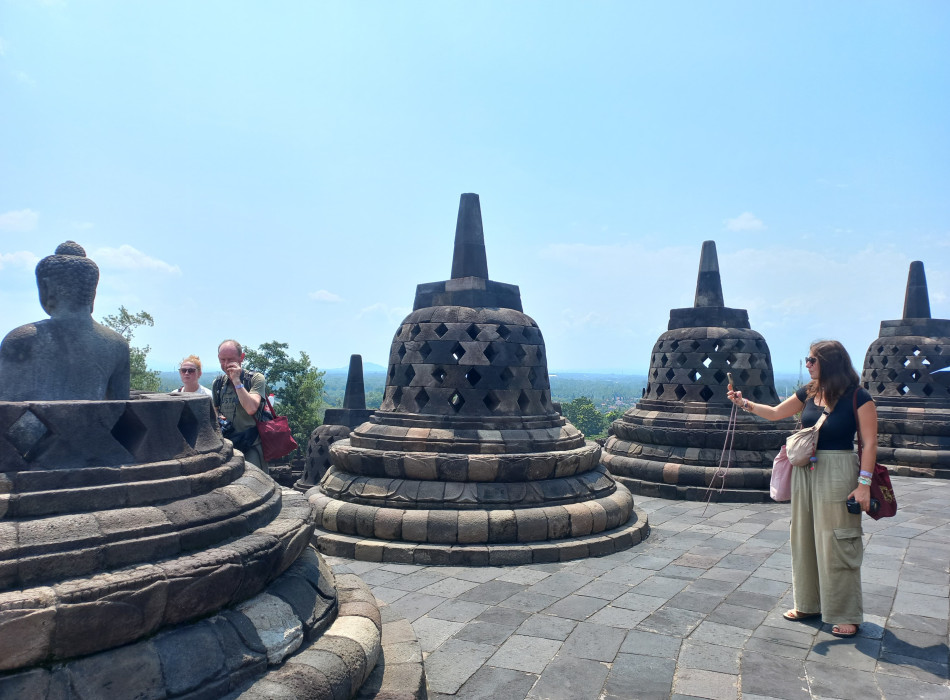 From Jakarta: Borobudur One Day Trip