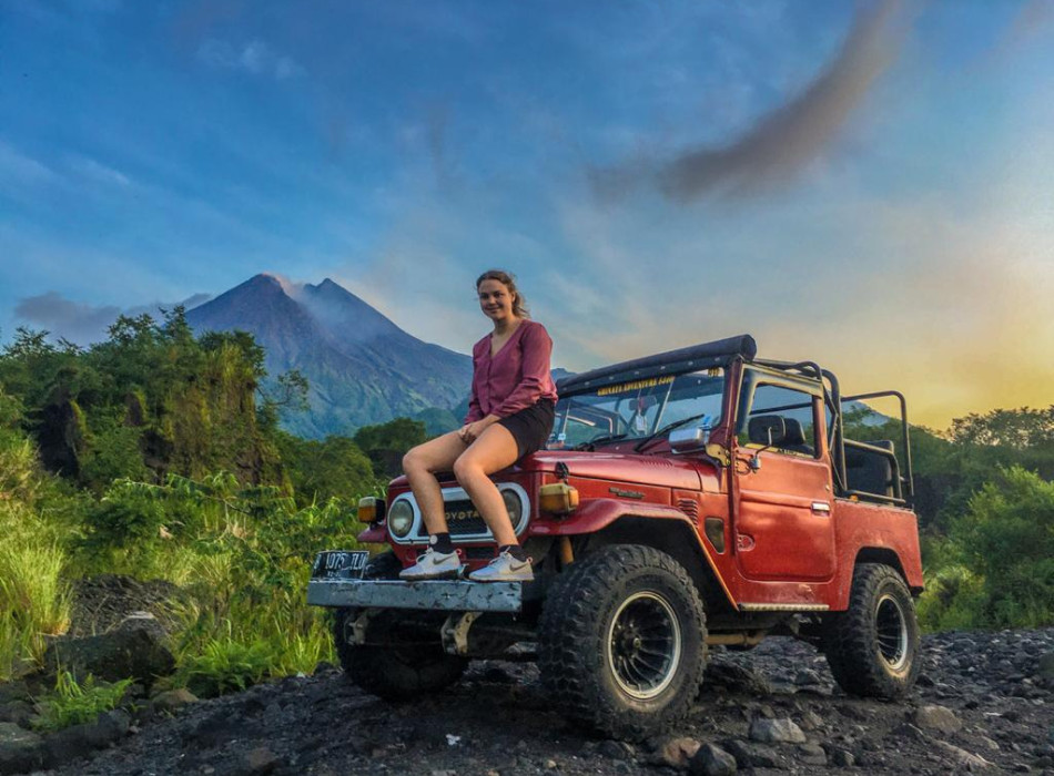 Merapi Jeep Prambanan Ramayana