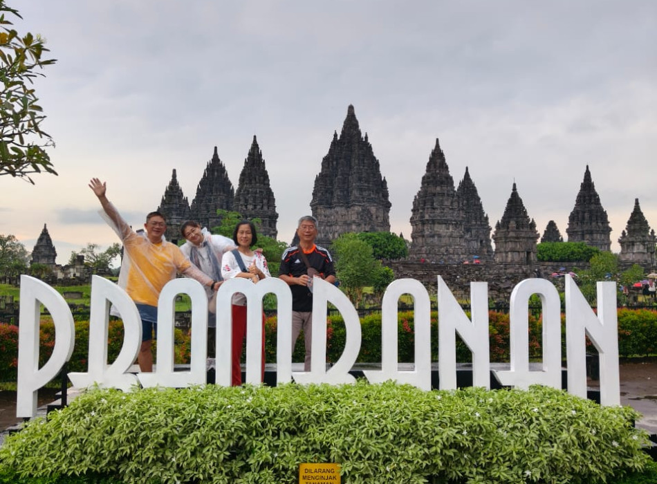 Merapi Jeep Prambanan Ramayana