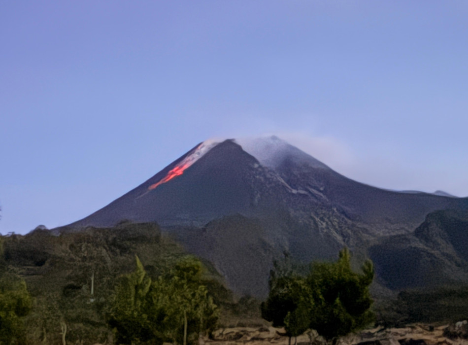 Merapi Jeep Night Lava Flow and Borobudur Sunrise