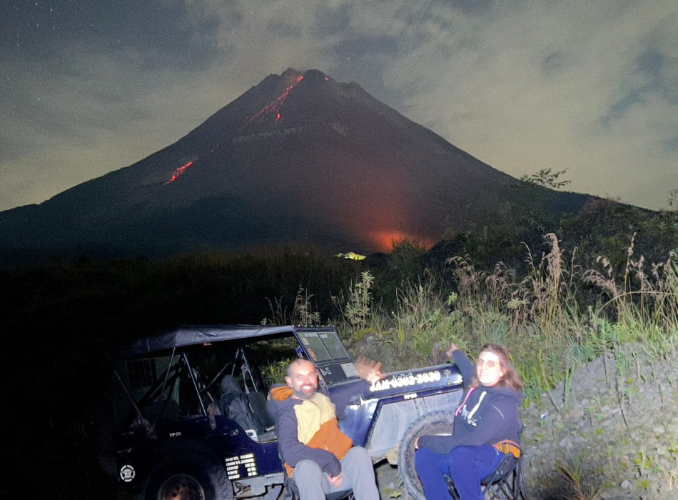 Merapi Jeep Night Lava Flow and Borobudur Sunrise